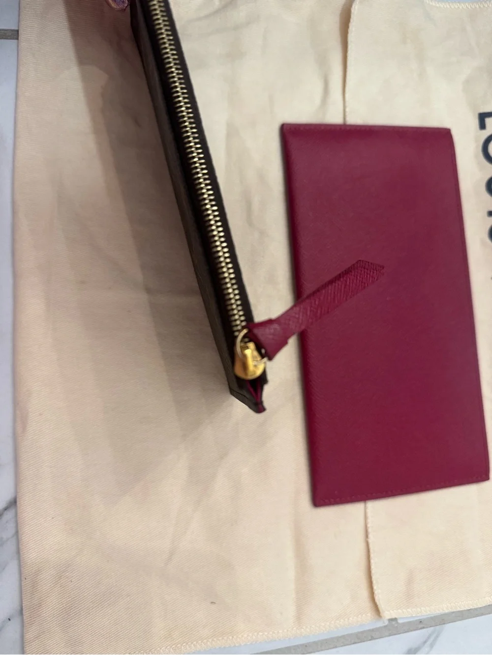 Louis Vuitton Pochette Felicie monogram fuchsia authentic complete set